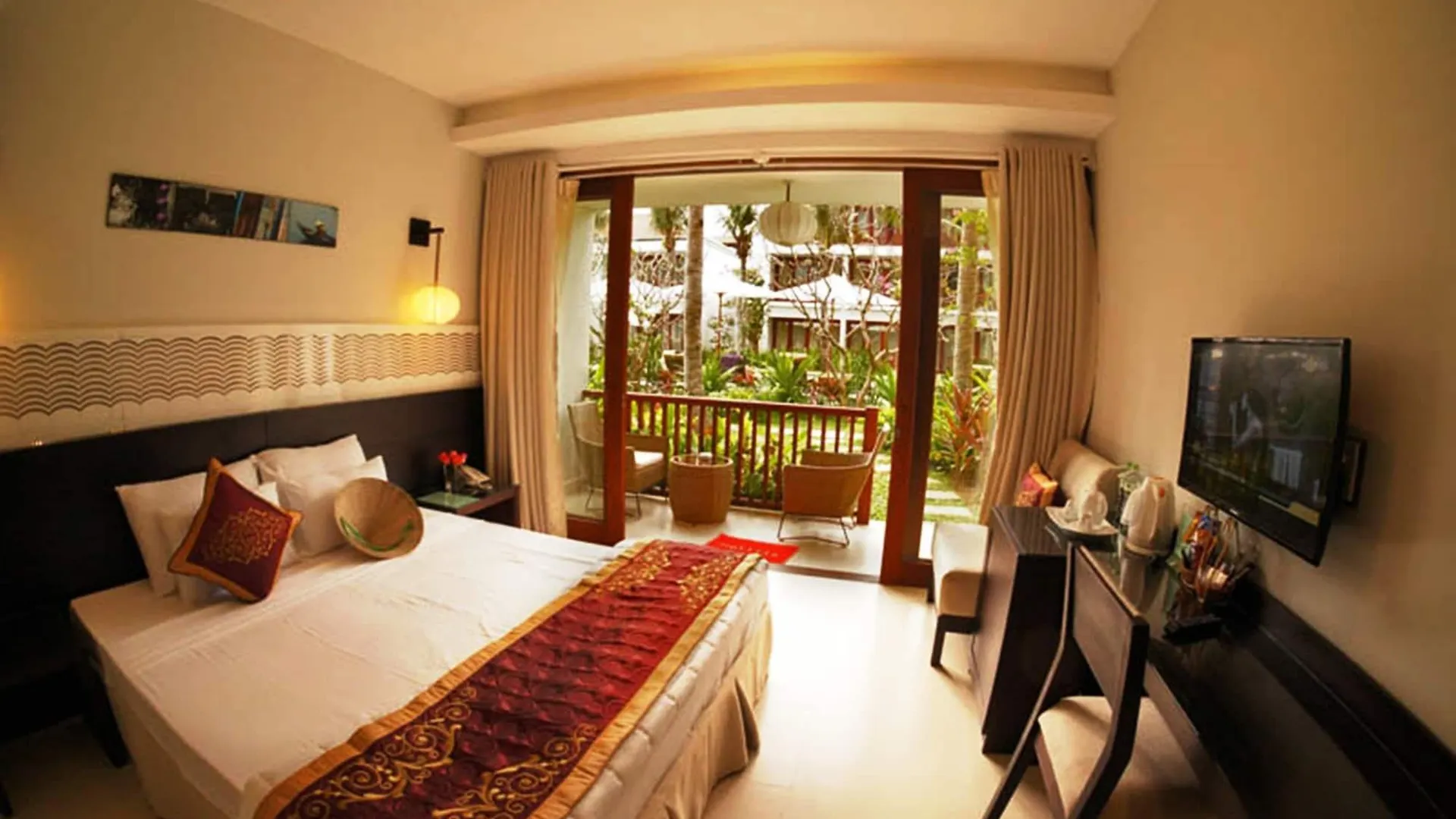 Emerald Hoi An Riverside Resort
