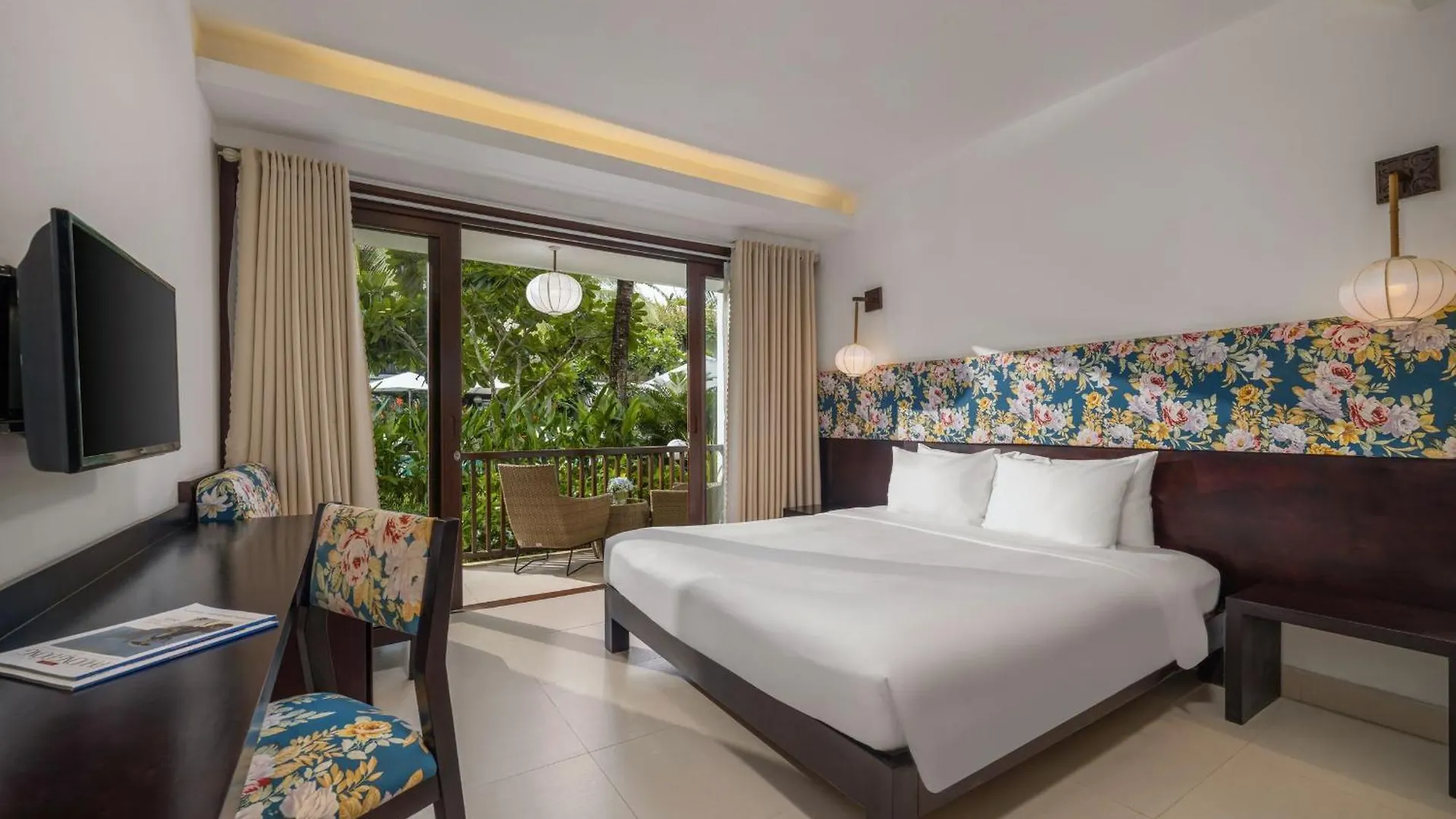 Emerald Hoi An Riverside Resort