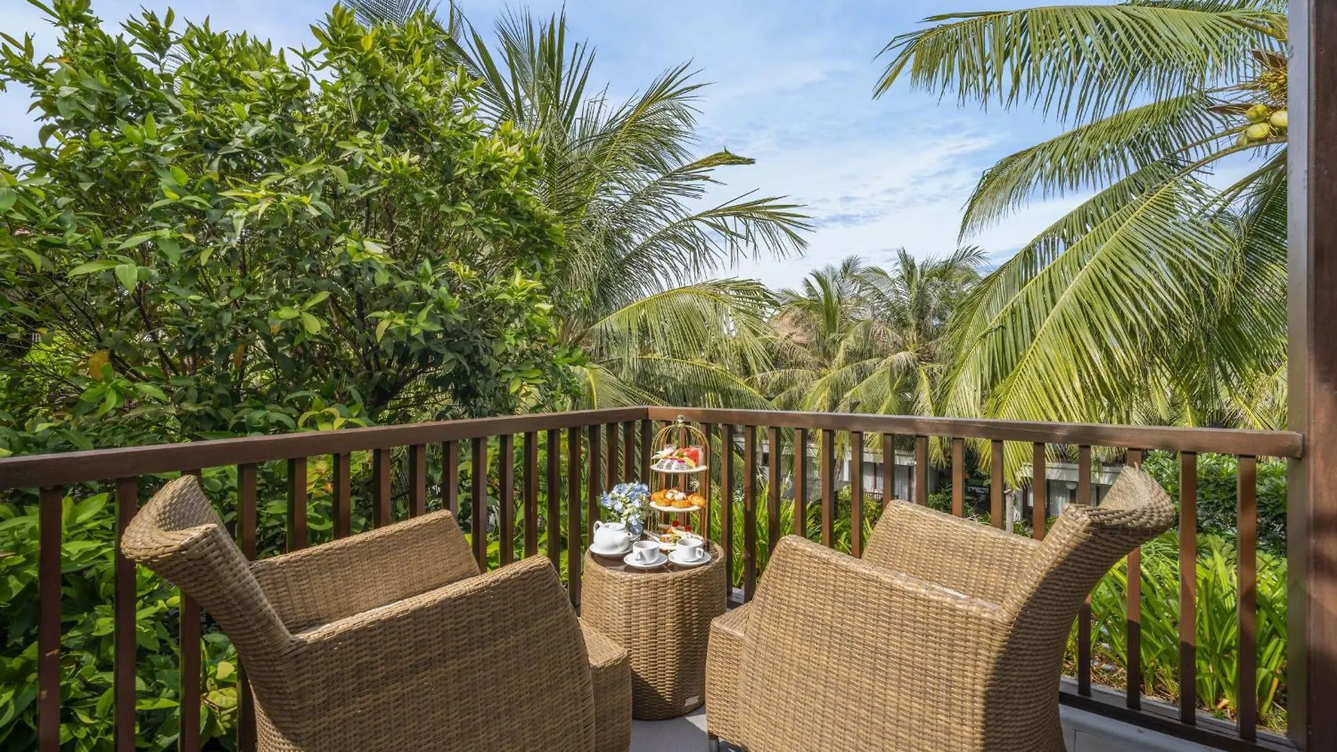 Emerald Hoi An Riverside Resort