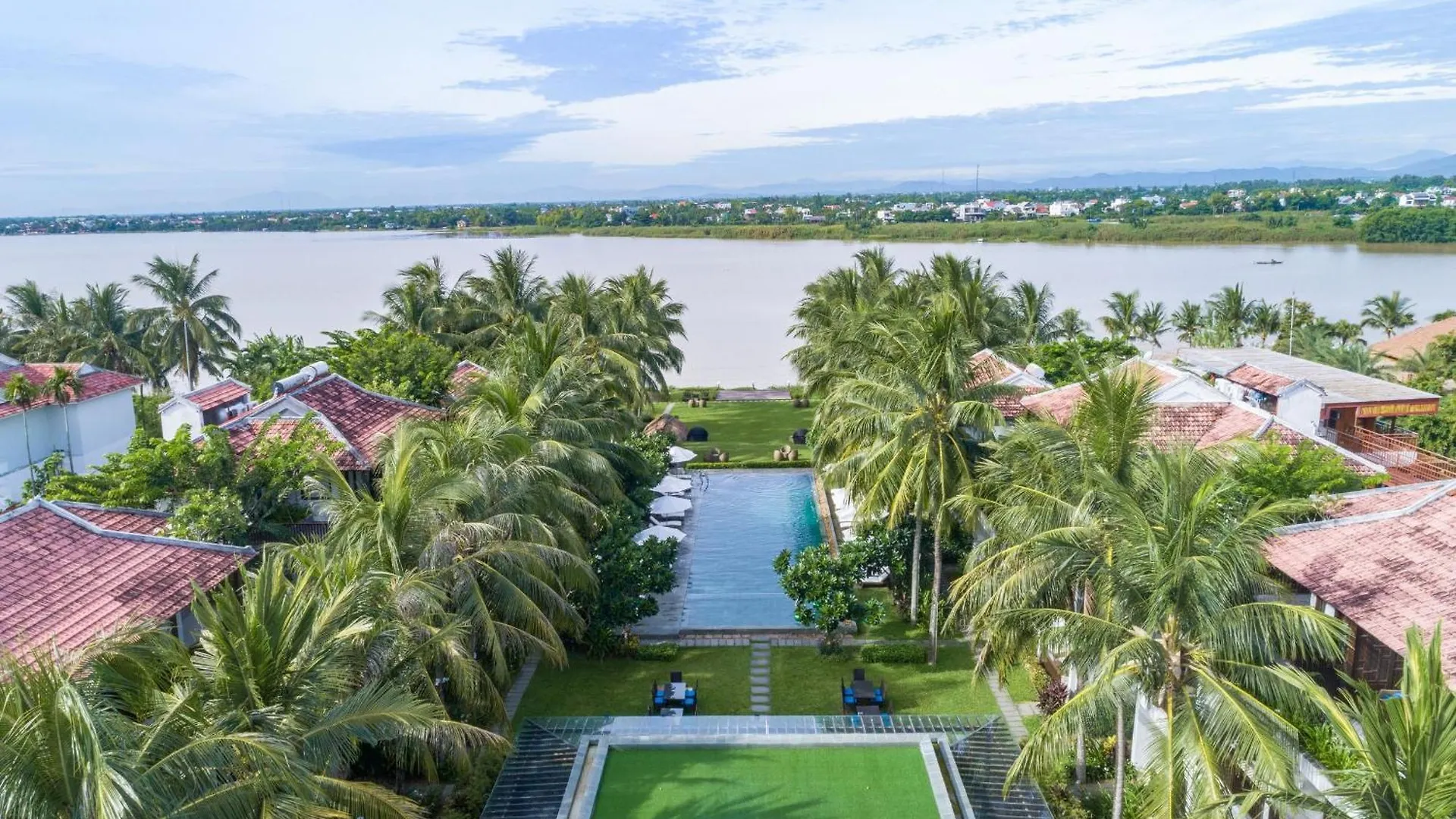 Emerald Hoi An Riverside Resort